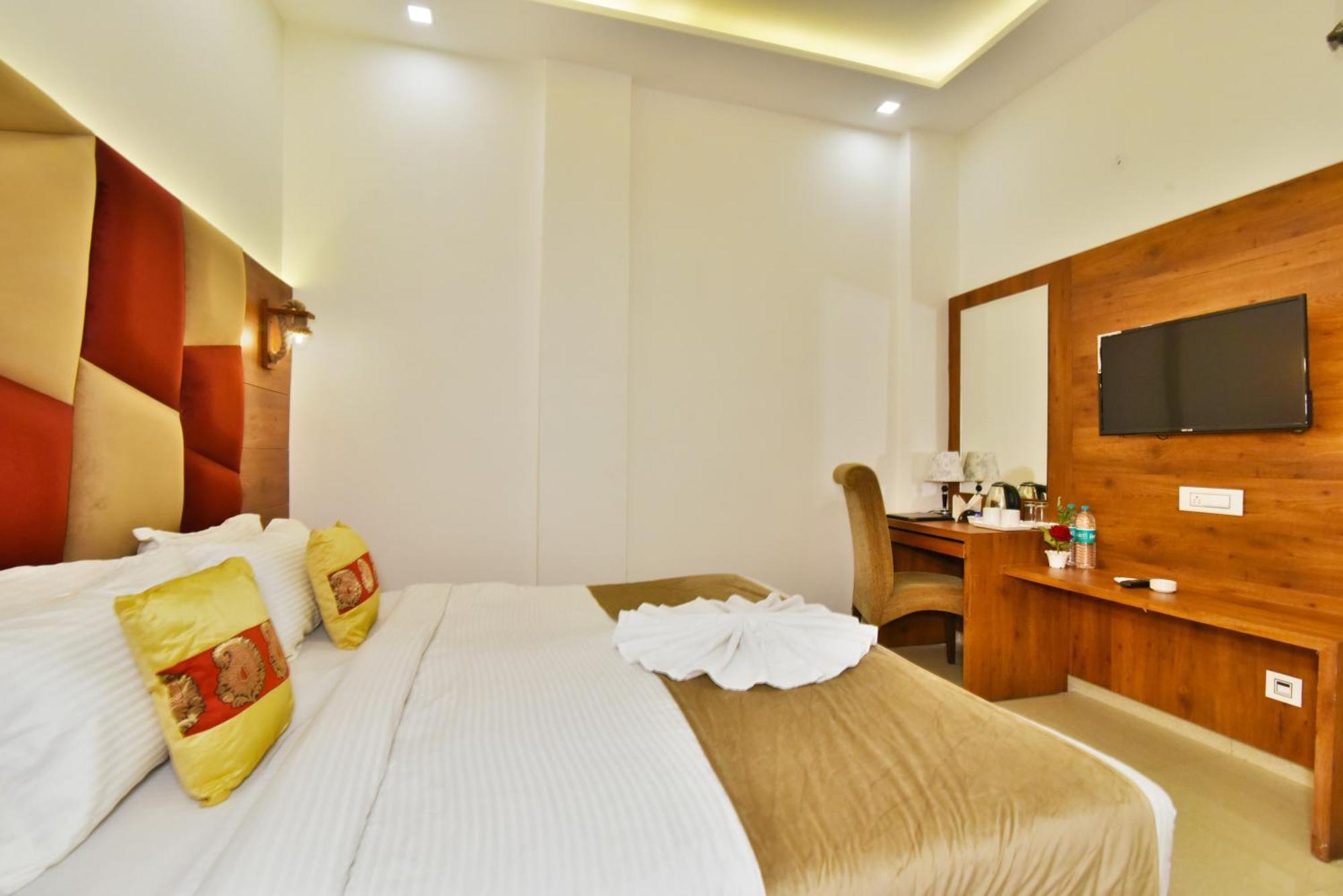 אמריצר Hk Backpackers-Luxury Rooms & Dormitory מראה חיצוני תמונה
