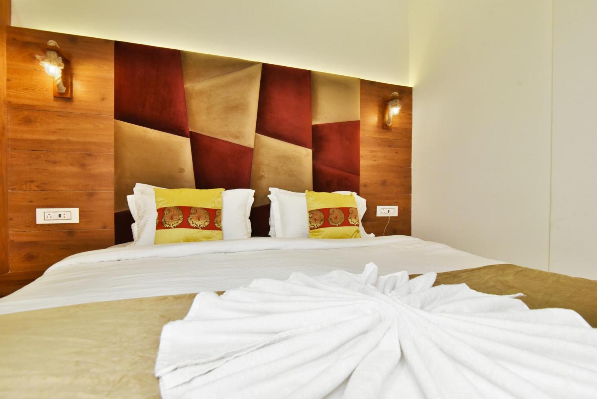 אמריצר Hk Backpackers-Luxury Rooms & Dormitory מראה חיצוני תמונה